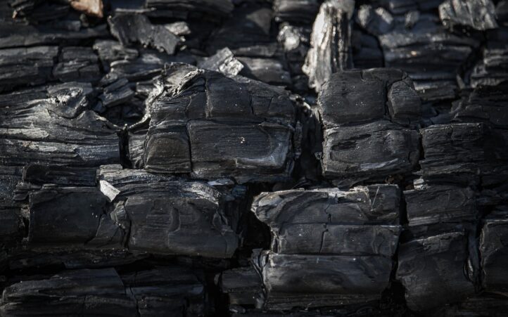 découvrez ce qu'est l'empreinte carbone et son impact sur notre environnement. apprenez comment réduire votre empreinte écologique pour un avenir plus durable.