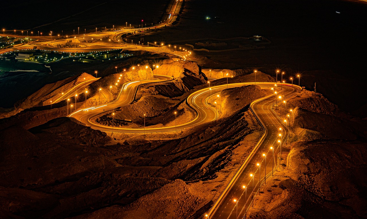 découvrez l'importance de l'infrastructure pour le développement durable et la croissance économique. explorez les différents types d'infrastructures essentielles, de la transport à l'énergie, et leur impact sur nos vies quotidiennes.