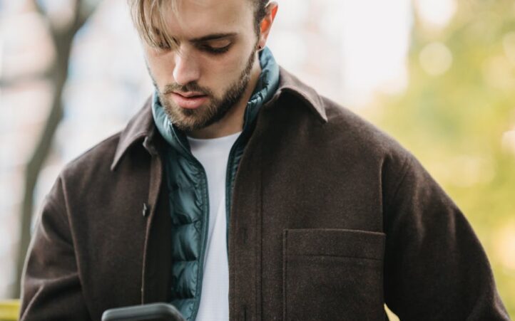 découvrez comment les smart cities transforment nos vies grâce à l'innovation technologique, l'optimisation des ressources et l'amélioration de la qualité de vie des citoyens. explorez les solutions durables et connectées qui façonnent l'avenir urbain.