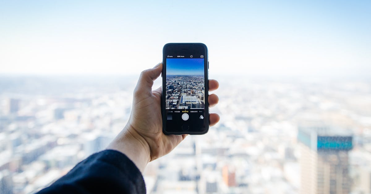 découvrez l'avenir des villes intelligentes, où technologie et durabilité se rencontrent pour améliorer la qualité de vie. explorez les innovations en matière de transport, d'énergie et de gestion urbaine qui façonnent les smart cities de demain.