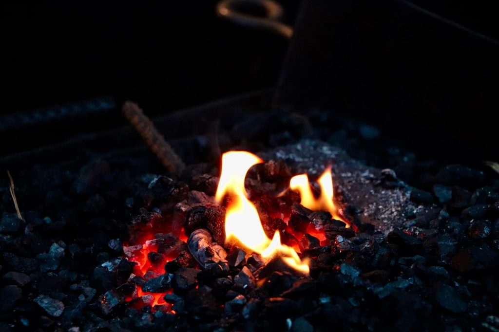 découvrez l'équilibre carbone, un concept essentiel pour comprendre l'impact des activités humaines sur l'environnement. apprenez comment mesurer, réduire et compenser les émissions de co2 afin de préserver notre planète pour les générations futures.