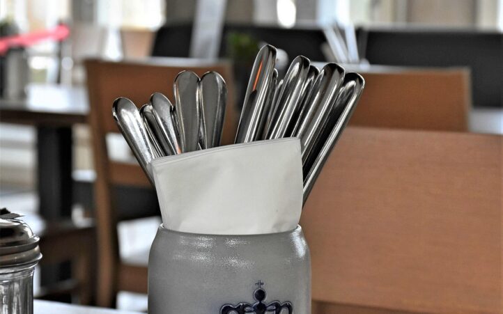 d&eacute;couvrez l'importance des r&eacute;seaux locaux dans la connectivit&eacute; moderne. explorez leurs avantages, leur fonctionnement et comment ils facilitent la communication et le partage de ressources au sein d'une entreprise ou d'une maison.