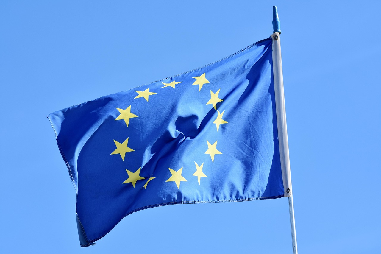 découvrez les enjeux et les opportunités de la collaboration internationale. explorez comment les partenariats à travers les frontières favorisent l'innovation, le développement durable et la paix mondiale.