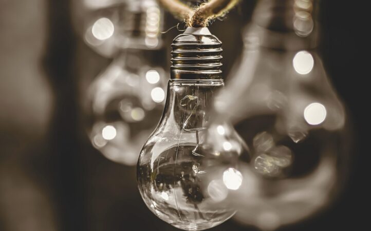 d&eacute;couvrez l'&eacute;cologie urbaine, une discipline passionnante qui &eacute;tudie les interactions entre les &eacute;cosyst&egrave;mes et les milieux urbains. apprenez comment pr&eacute;server la biodiversit&eacute; en ville, int&eacute;grer la nature dans l'urbanisme et promouvoir des pratiques durables pour un avenir harmonieux et respectueux de l'environnement.