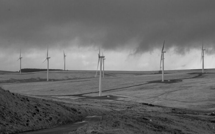 découvrez l'importance et la diversité des ressources naturelles dans notre environnement. apprenez comment elles soutiennent les écosystèmes, l'économie et le bien-être humain, tout en mettant en avant des pratiques durables pour préserver notre planète.