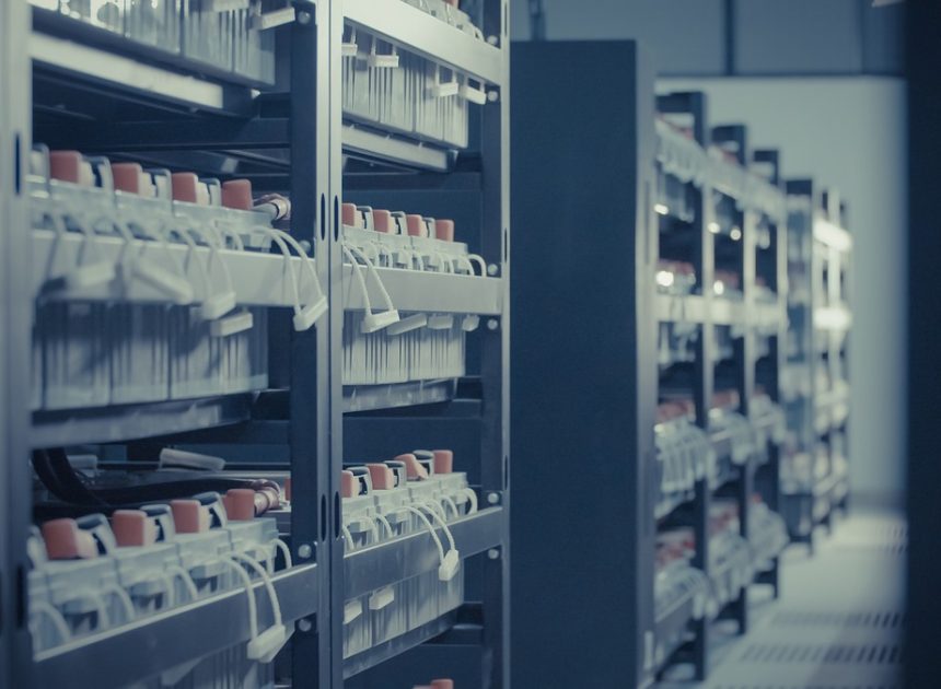 Un rapport met en lumière la consommation énergétique excessive des data centers, mettant ainsi le monde face à un risque de crise électrique