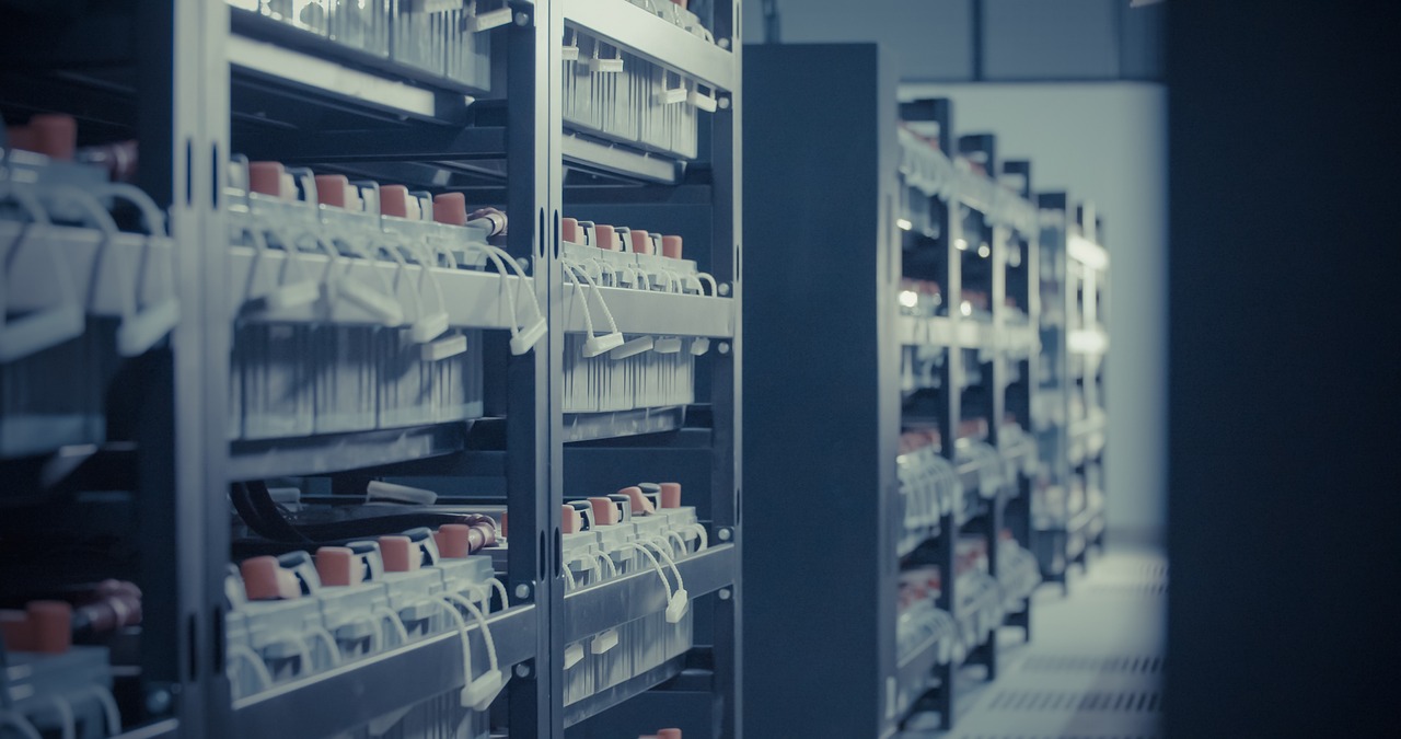 Un rapport met en lumière la consommation énergétique excessive des data centers, mettant ainsi le monde face à un risque de crise électrique