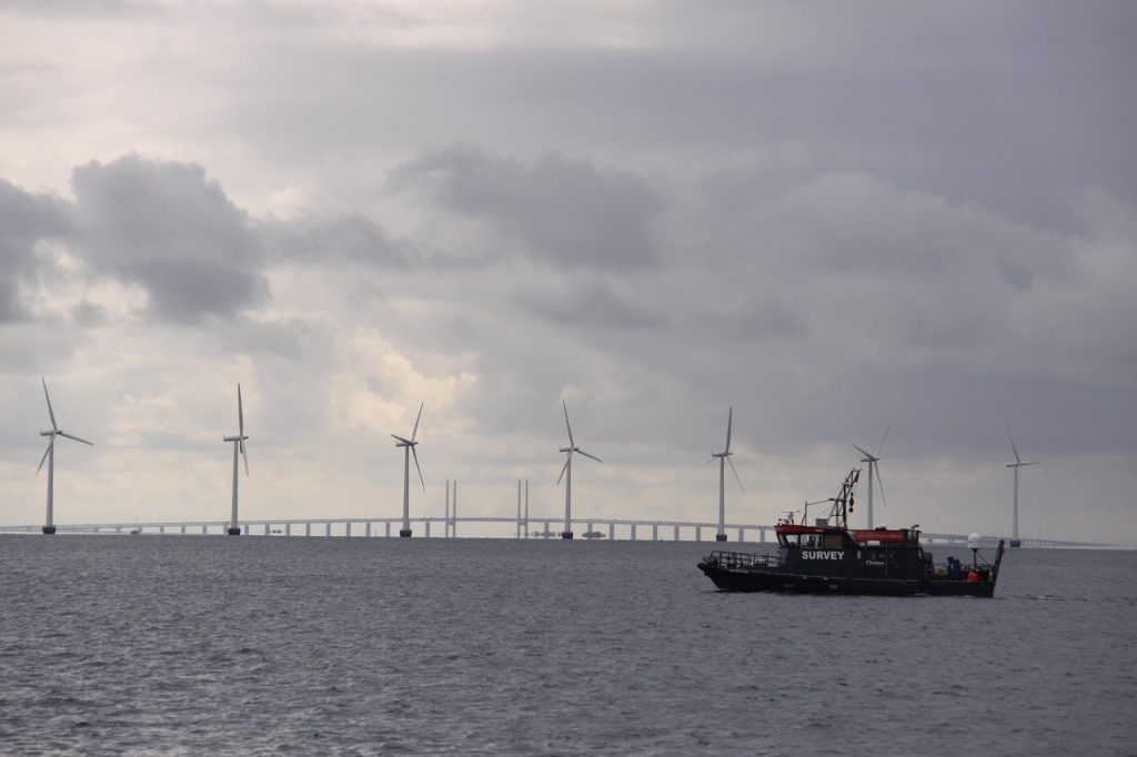 d&eacute;couvrez les &eacute;oliennes offshore, une solution &eacute;nerg&eacute;tique innovante et durable. apprenez comment ces infrastructures maritimes produisent de l'&eacute;lectricit&eacute; tout en pr&eacute;servant l'environnement et en contribuant &agrave; la transition &eacute;nerg&eacute;tique mondiale.