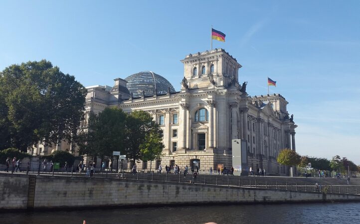 d&eacute;couvrez comment le soutien gouvernemental peut stimuler le d&eacute;veloppement &eacute;conomique, favoriser l'innovation et am&eacute;liorer la qualit&eacute; de vie. explorez les programmes et initiatives qui aident les entreprises et les citoyens &agrave; acc&eacute;der &agrave; des ressources essentielles.