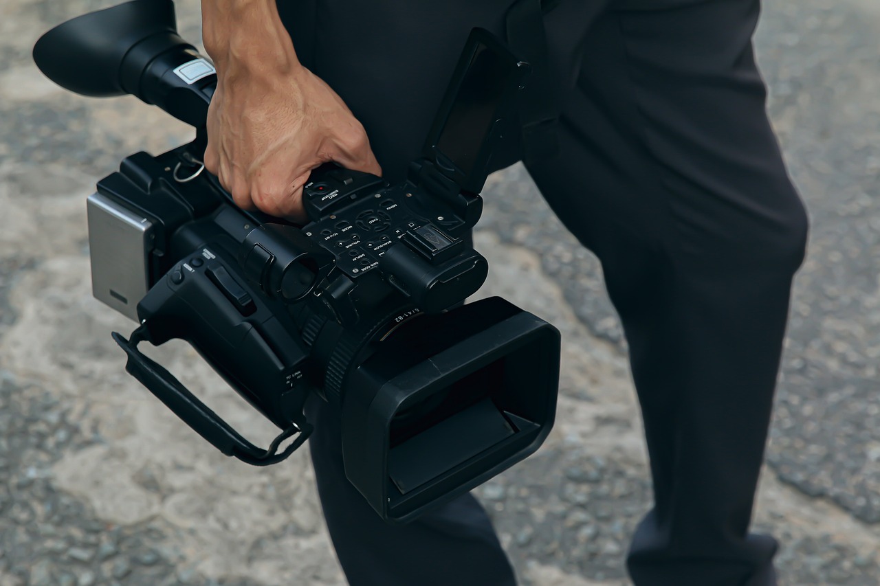 découvrez les pratiques innovantes de la production audiovisuelle durable. explorez comment allier créativité et responsabilité environnementale pour créer des contenus engageants tout en préservant notre planète.
