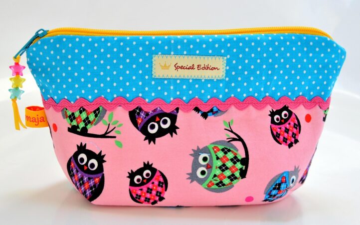 découvrez comment créer vos propres cosmétiques maison avec des ingrédients naturels. tutoriels, recettes et conseils pour adopter une routine beauté diy simple, efficace et adaptée à votre peau.