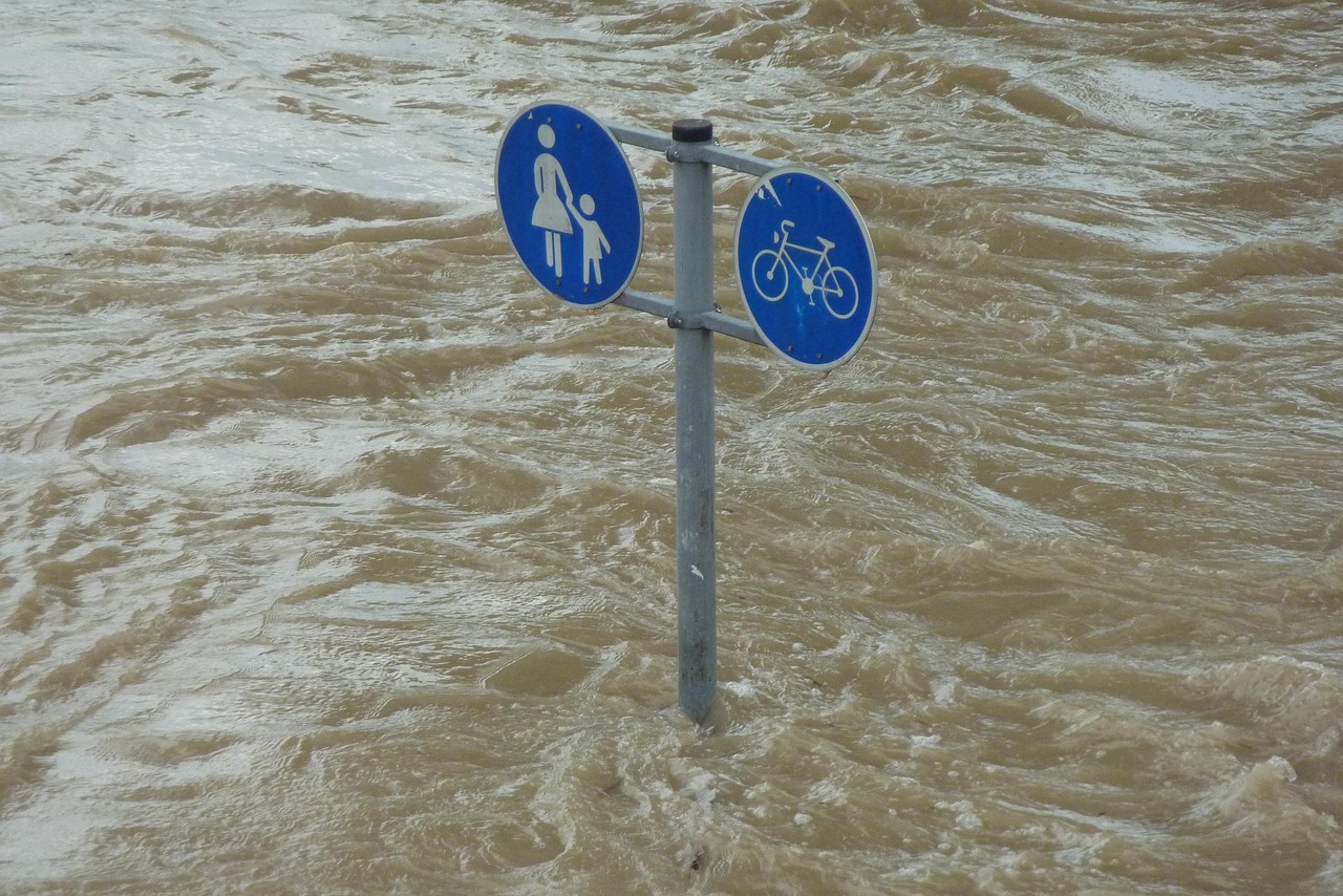 informations essentielles et conseils pratiques sur les inondations : prévention, sécurité et gestion des risques liés aux crues.
